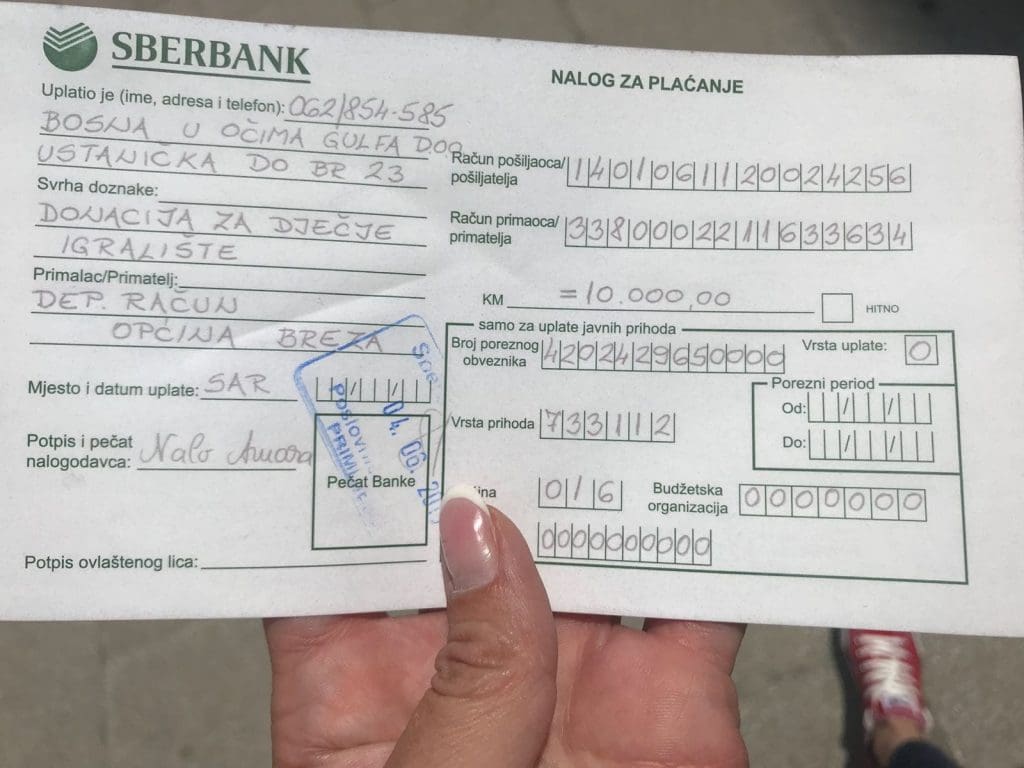 Firma „Bosna u očima Gulfa“ donirala 10.000 KM za dječije igralište u Brezi