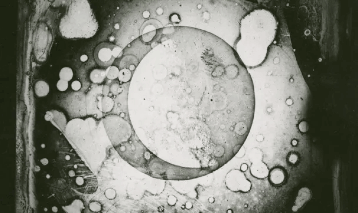 Prva detaljna fotografija mjeseca. Snimio John W. Draper sa opservatorije na krovu Univerziteta New York 26. marta 1840. Wikimedia Commons // Public Domain