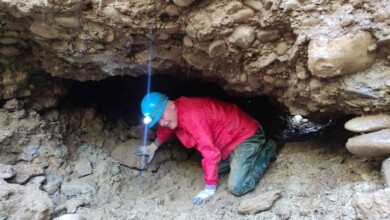 Dr. Osmanagić prilikom prvog ulaska u nove tunele