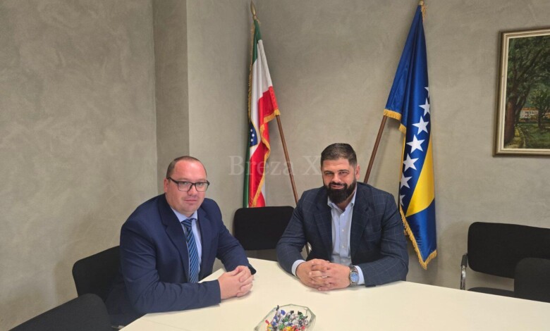 Ministar Adnan Sirovica i direktor Zavoda zdravstvenog osiguranja ZDK Ahmed Kasap