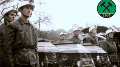 Rudari iz Kaknja na ispračaju poginulih drugova