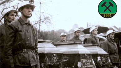 Rudari iz Kaknja na ispračaju poginulih drugova